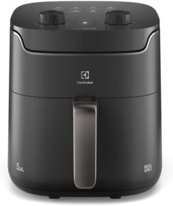 Air Fryer Electrolux 5,6L Efficient por Rita Lobo (EAF40) 220V