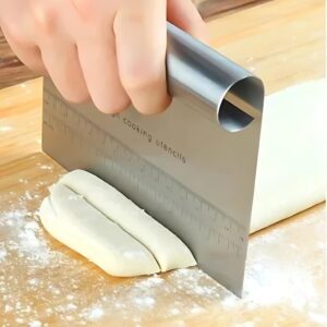 Espátula Raspador de Aço Inoxidável Multiuso para Cozinha com Régua Integrada – Ideal para Massas, Bolos, Legumes e Chocolates