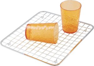 iDesign Grade protetora de pia de cozinha de metal para cozinha, banheiro, porão, garagem, coleção Gia – 32,4 cm x 28 cm, aço inoxidável polido